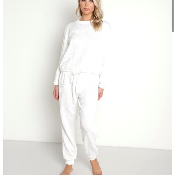 Splendid Ellie Cable Knit Set Ivory - Picture 3 of 14